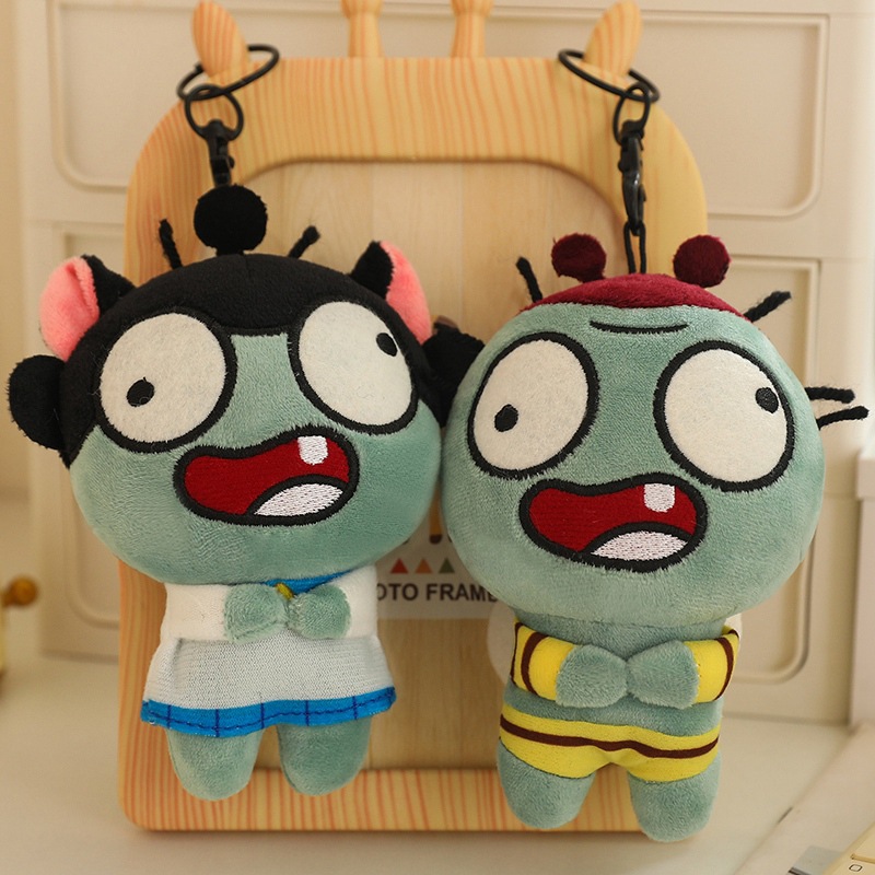 The younger brother worships the plants that pendant dolls can sound and zombie dolls. Girls go out and bag accessories wholesale