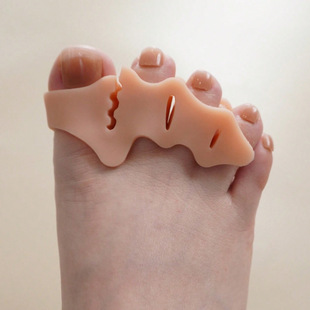 Manufacturer Wholesale Three-Hole Foot Separator with Holes, Foot Shock Absorption, Pressure Relief, Massage Forefoot Half-Size Pad, Cross-Border Delivery