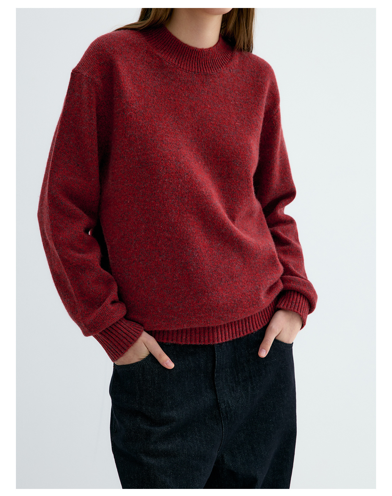 UNF 430g Snowflake Crewneck Wool Sweater