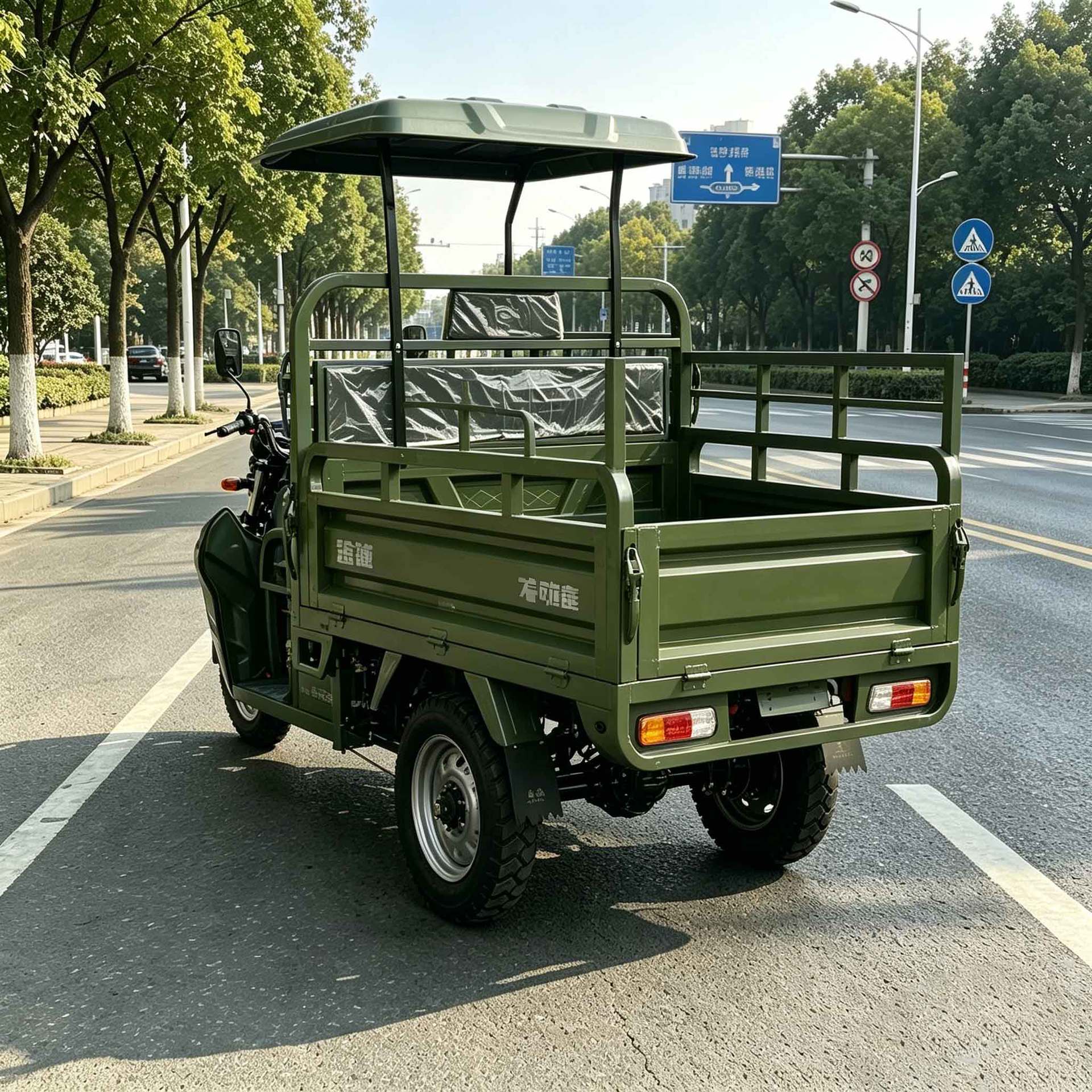 Cross-Border Export of Green Fuel-Powered Three-Wheeled Passenger Vehicles with Canopy for Passenger Transport, Mobility Taxis, and Southeast Asian Dump Trucks