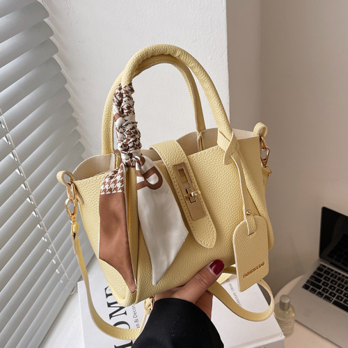 Lifestyle Handbags Women 2024 Summer New Trend Market Basket Women's Light Chiffon Crossbody Bag Shoulder Bag Bucket Bag
