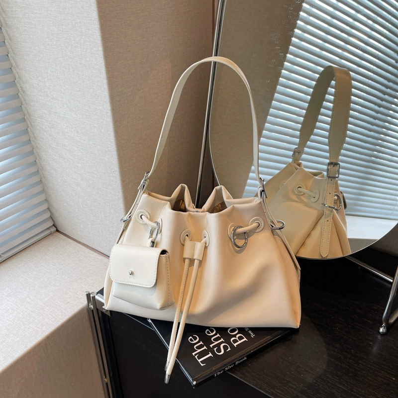 Summer capacious shoulder bag, one-shoulder bag, Korean style