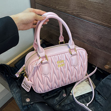 �n��С�����g�����Ů�����������^�����tɫʿ�D�����б���