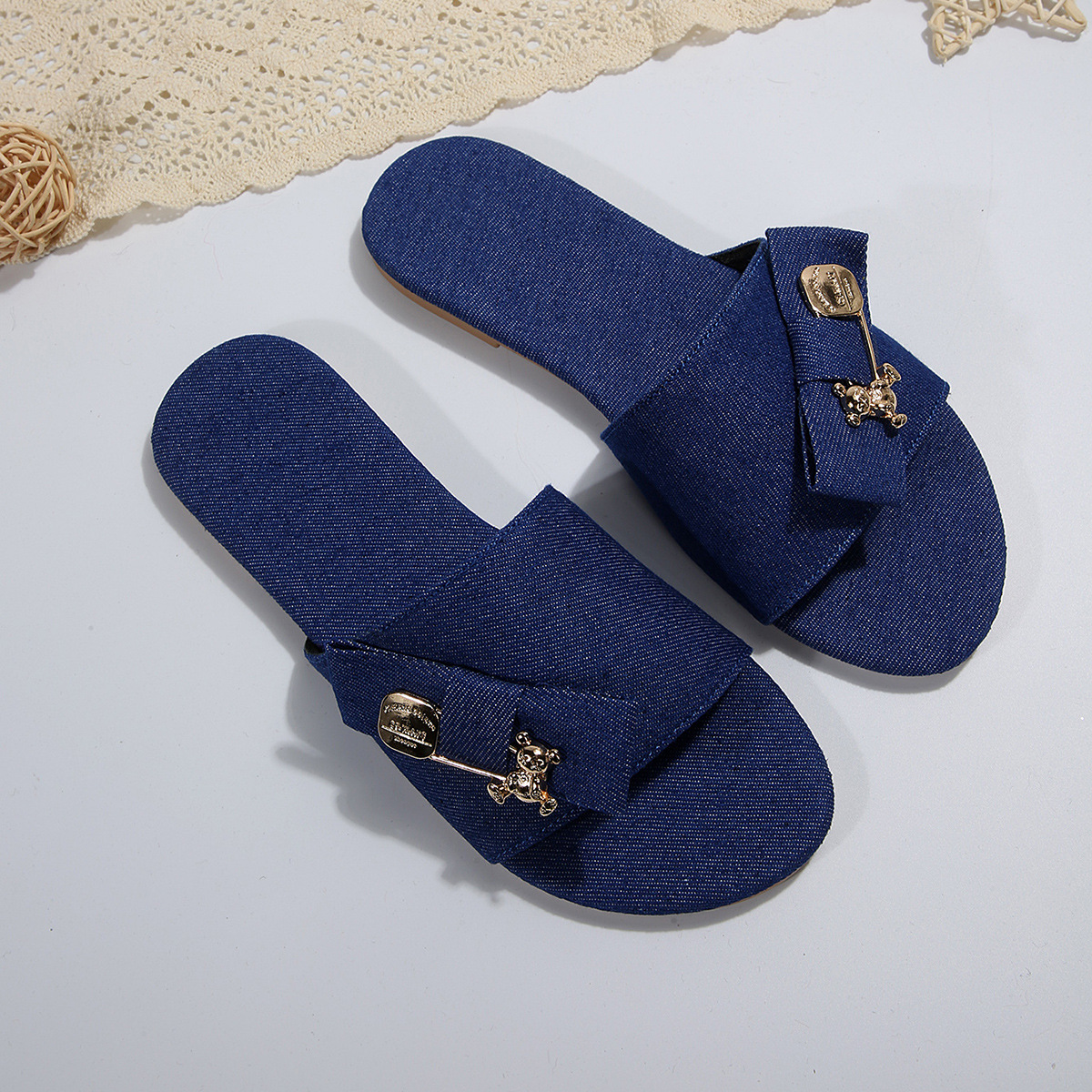 Women's Casual Solid Color Round Toe Flat Slippers display picture 6