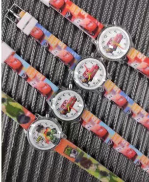 Aisha Niña de dibujos animados impreso reloj de cuarzo luminoso 2023 reloj para niños lindos al por mayor de suministro transfronterizo