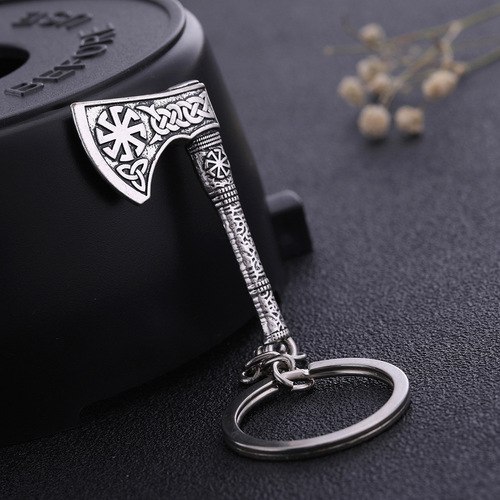 Factory direct sales Nordic personality retro style Viking ax pendant fashionable new versatile alloy ancient silver keychain