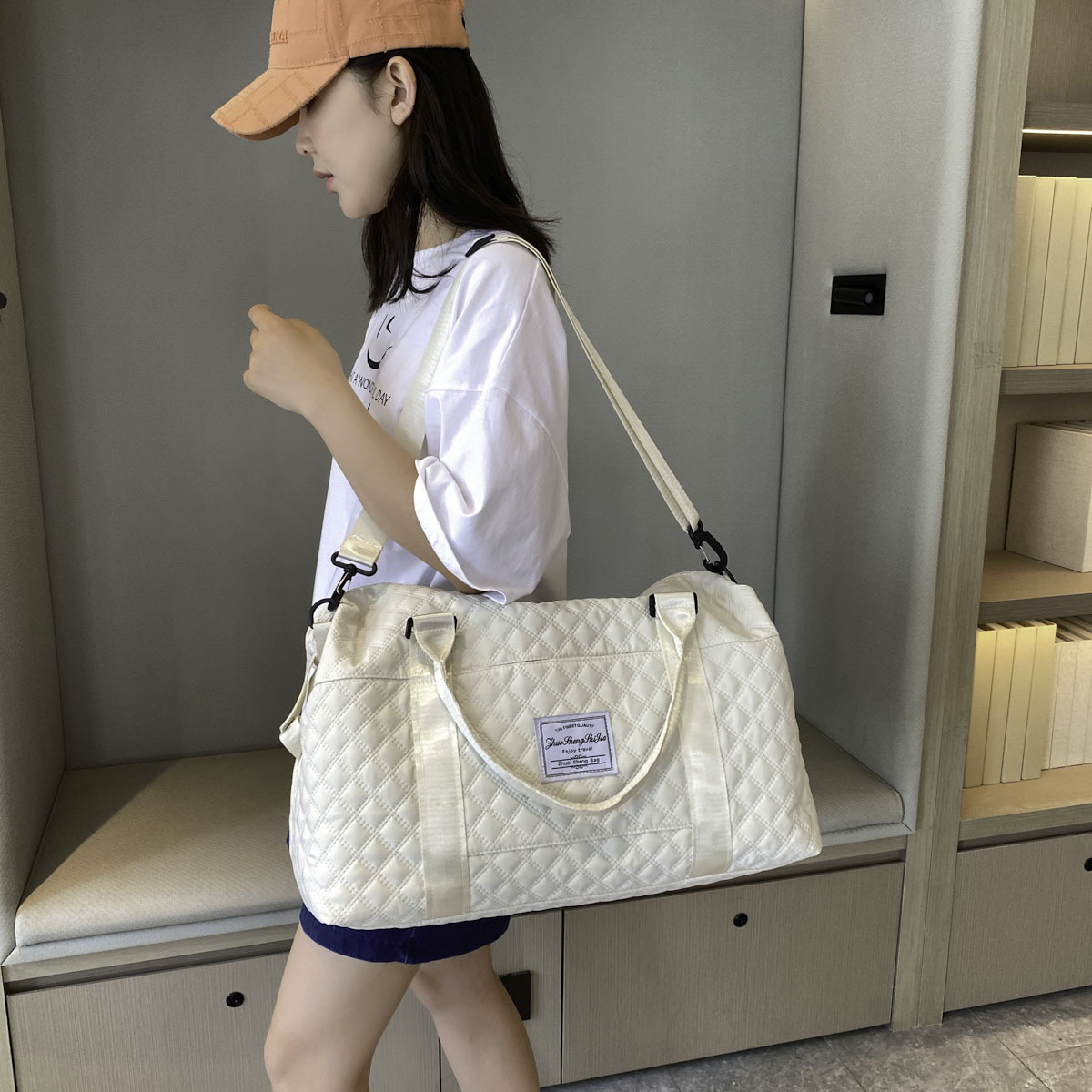 Bolsa de viaje acolchada informal al por mayor, bolsa deportiva y de fitness de gran capacidad, repelente al agua para viajes cortos, bolsa de almacenamiento para maternidad