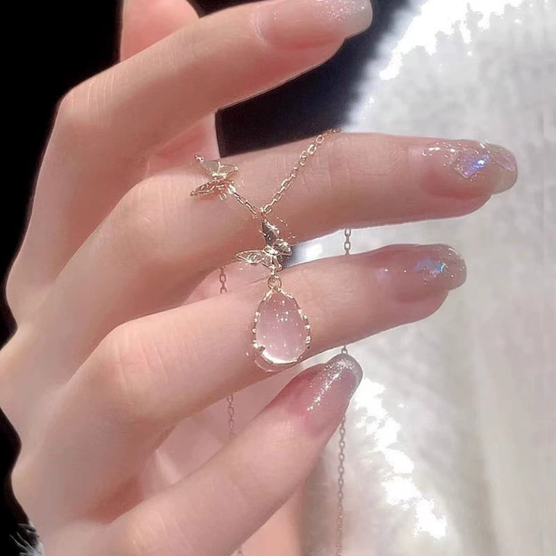 Колье Brand с подвеской-каплей и бабочкой, цепочка для ключа, лёгкая роскошь 2023, серебро/золото