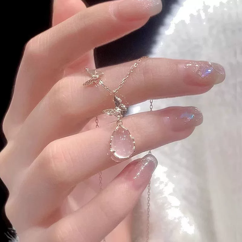 Колье Brand с подвеской-каплей и бабочкой, цепочка для ключа, лёгкая роскошь 2023, серебро/золото