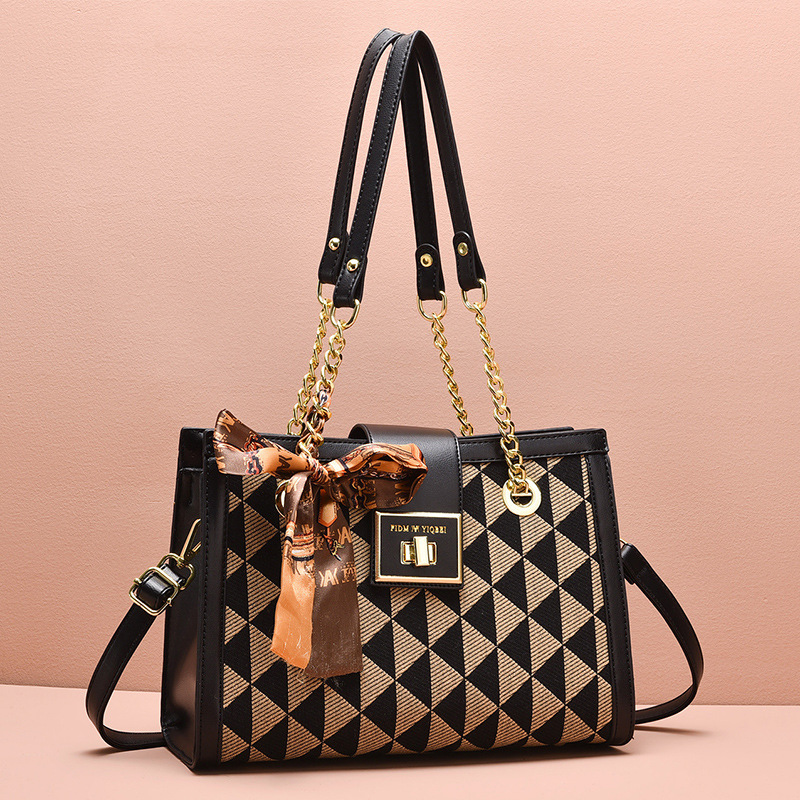 Triangle -Black