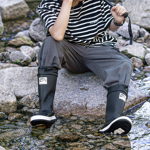 Cross-border fashion rain boots for men and women, high tube waterproof mouth comfortable rain boots for couples, outdoor wading warm non-slip rubber shoes for men