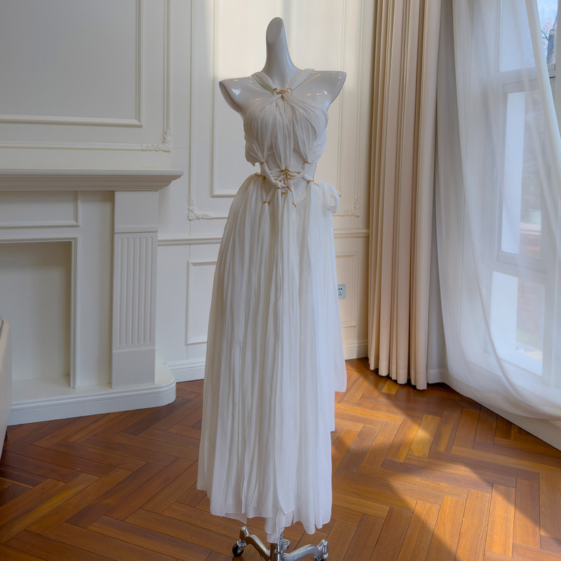 French-Style Elegant Sleeveless Long Dress 2026 Spring New High-End Waist-Slimming Dress 69441
