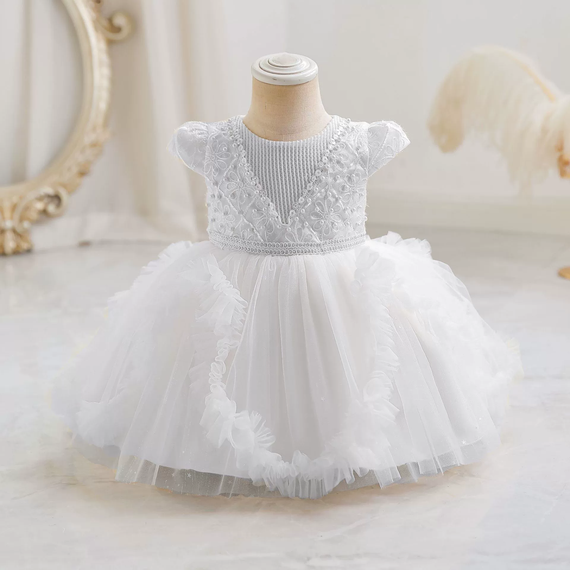 Evening dress, nail sequins, small princess costume, new collection