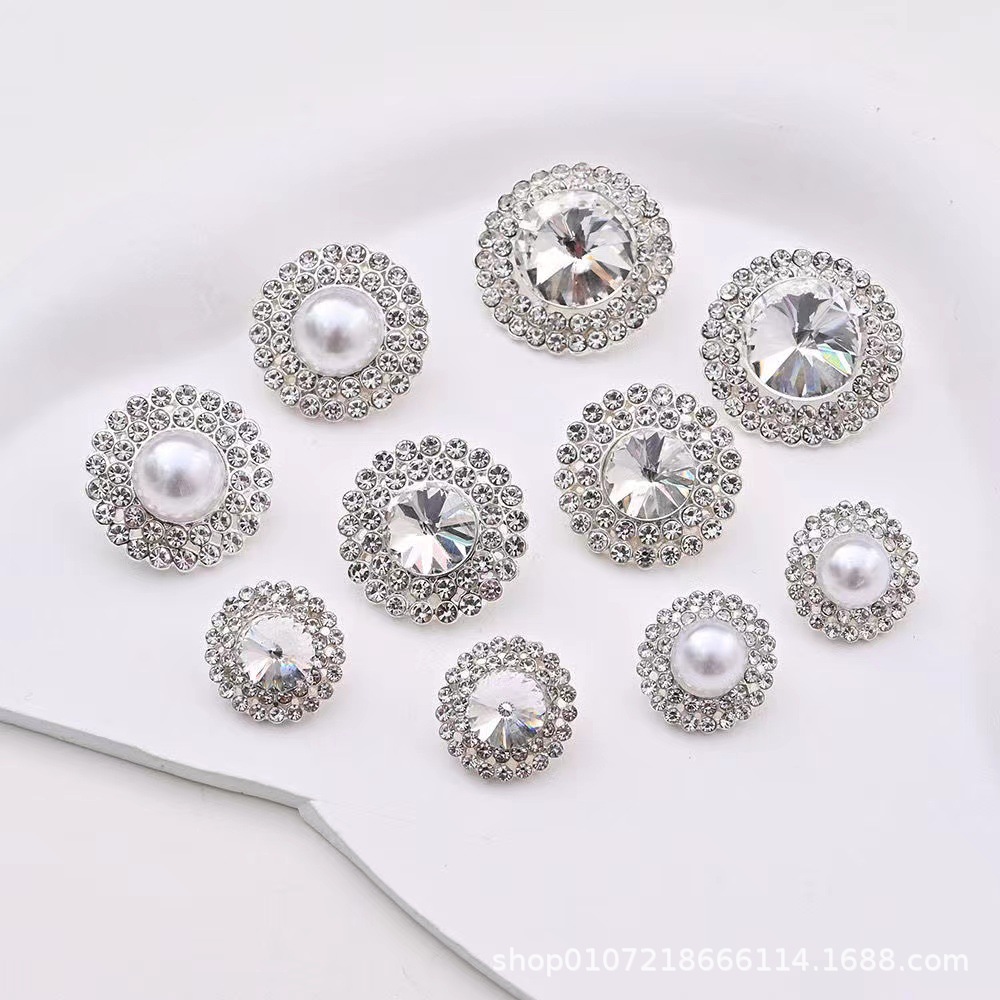 现货直销合金镶钻珍珠钮扣 有脚扣 外套 毛衣 衬衣 包包饰品扣