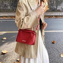 �¿�С���߼��е��ܰ���Ƥ�μ�б����ۯB���������Ů�羳�r�а�