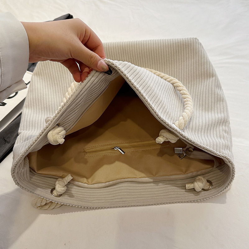 Diseño original Bolso Tote de gran capacidad para viajeros japoneses Bolso de hombro simple para estudiantes de color sólido literario casual