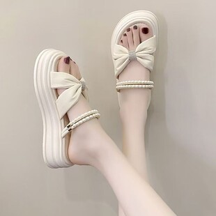 ��Ů��Ь��������ļ��r��2026���¿������_�Rһ���ϛ�Ь�⴩
