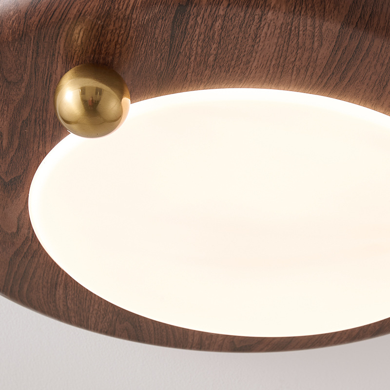 Lámpara de techo de dormitorio, estilo crema de color nogal retro, frijol dorado pequeño, lámpara de estudio de dormitorio principal, lámpara de estilo antiguo de Guangdong Zhongshan