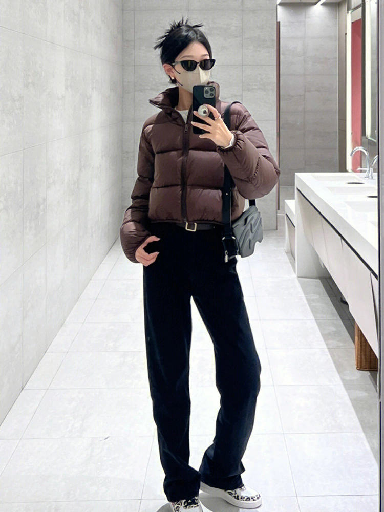 Brown baseball uniform, short down jacket with down, high-quality style, 2025 years, increased thickness