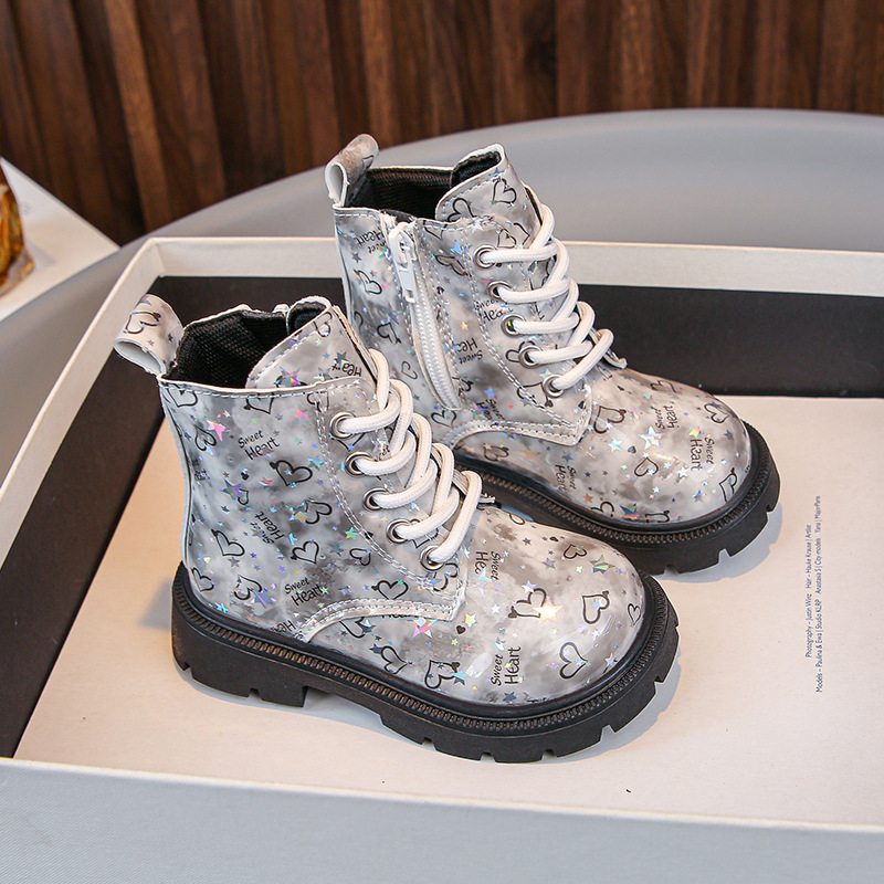 Botas infantis Martin de cano médio com estampa de couro brilhante, novas botas infantis Martin para meninas, botas de cano médio da moda para meninos, outono/inverno 2024_voghion.com