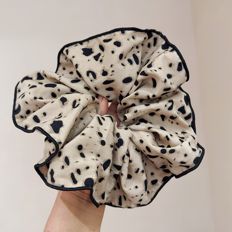 Бежевый, 568м, 22см