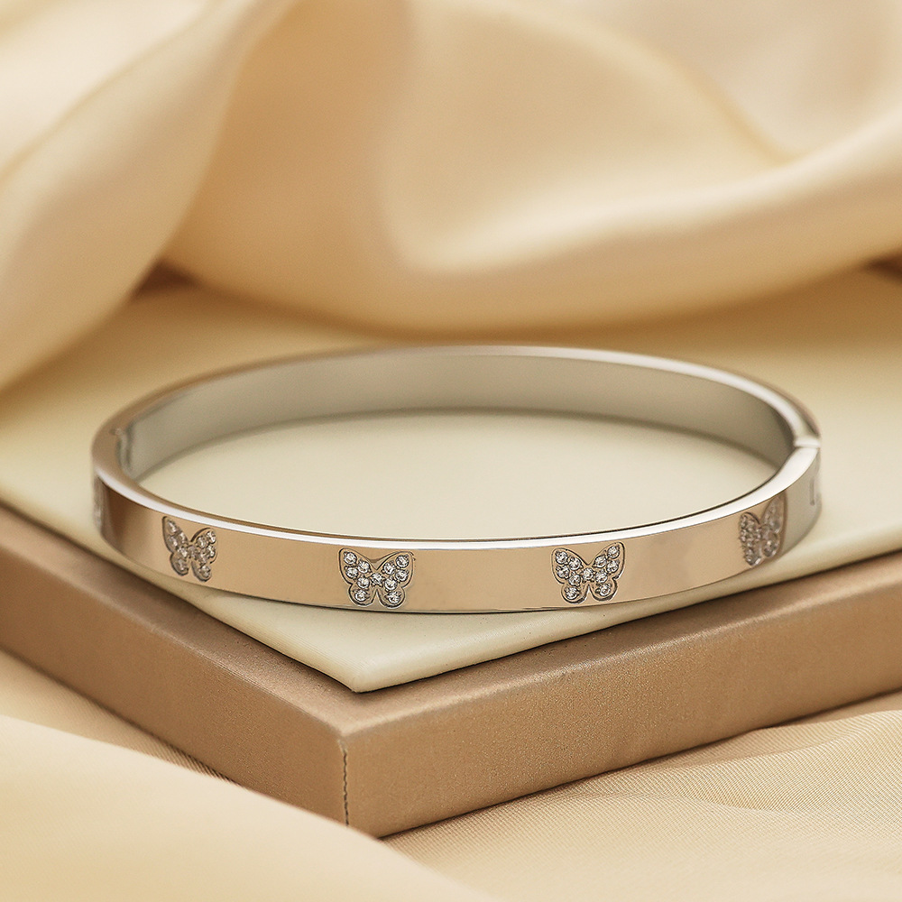 23g Weight Titanium Steel Pendant Material Bangle Classification Titanium Steel Chain Material 1 Piece Quantity Casual Occasion Titanium Steel Material Butterfly Pattern Women's Gender Butterfly Design Basic Style Basic Butterfly Titanium Steel Wholesale Bangle 6