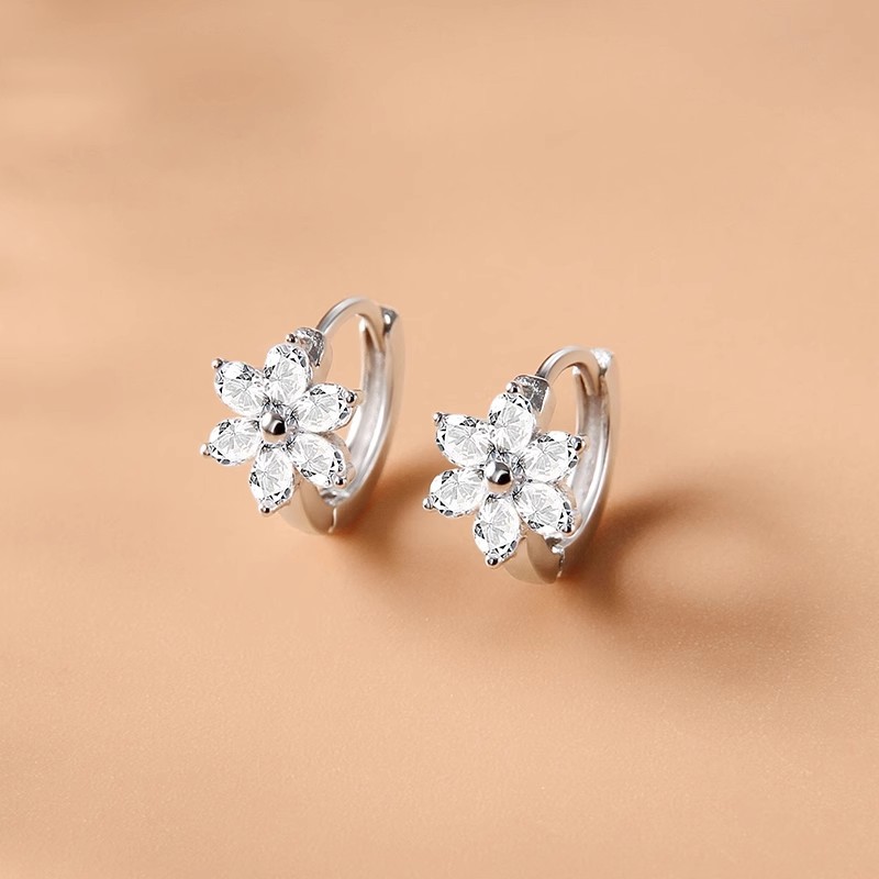 Flower Zircon Earrings for Women, Diamond Six-Petal Flower Earrings, Fashionable, Sweet, Simple, Elegant, Forest Style, Small Fresh Ear Jewelry
