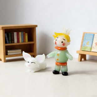 �Ͳ������[���p�RβŮ��С����һ�����˹��Y�������b�܇�d�ƷŮ