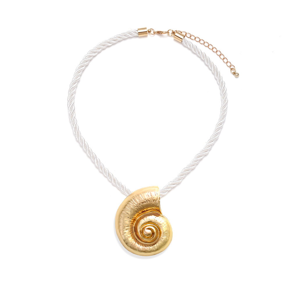 36g Weight Zinc Alloy Pendant Material Vacation Conch Nylon Zinc Alloy Woven Chain Pendant Necklaces Wholesale
