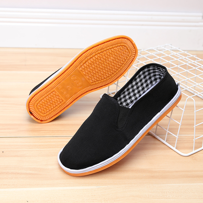 Viejos zapatos de tela de Beijing, zapatos de tela sólida, zapatos casuales caseros, zapatos de hombre ligeros y cómodos.