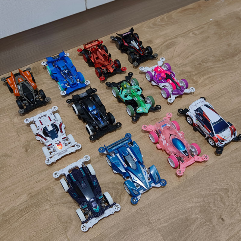 Yang Kai four-wheel drive pink lightning MA shock-absorbing chassis painted car shell assembled racing double-headed motor can be modified