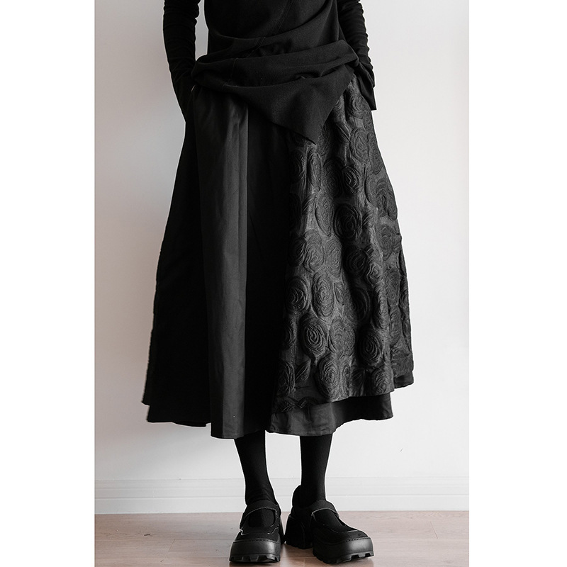 Dogwood Xi/dark style Jacquard dark pattern small black skirt textured double stitching large swing skirt ladies skirt autumn