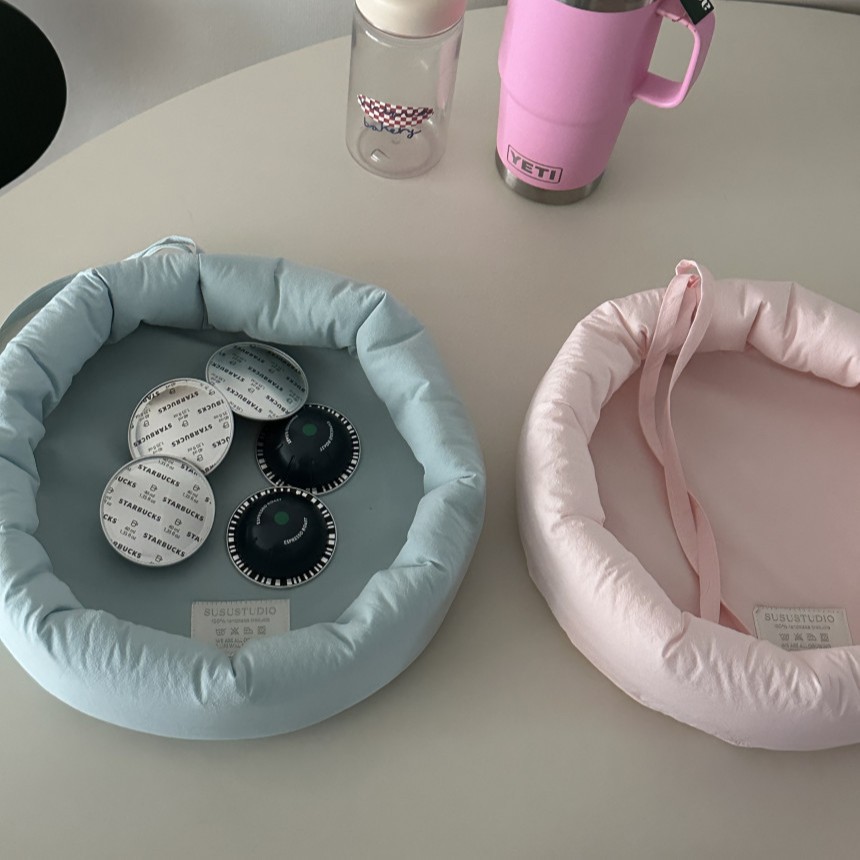 Ins風韓国の雑物の純色の収納かごの玄関はリビングのアクセサリーのデスクトップの物かごの小さいかごを開けてかごを整理します。