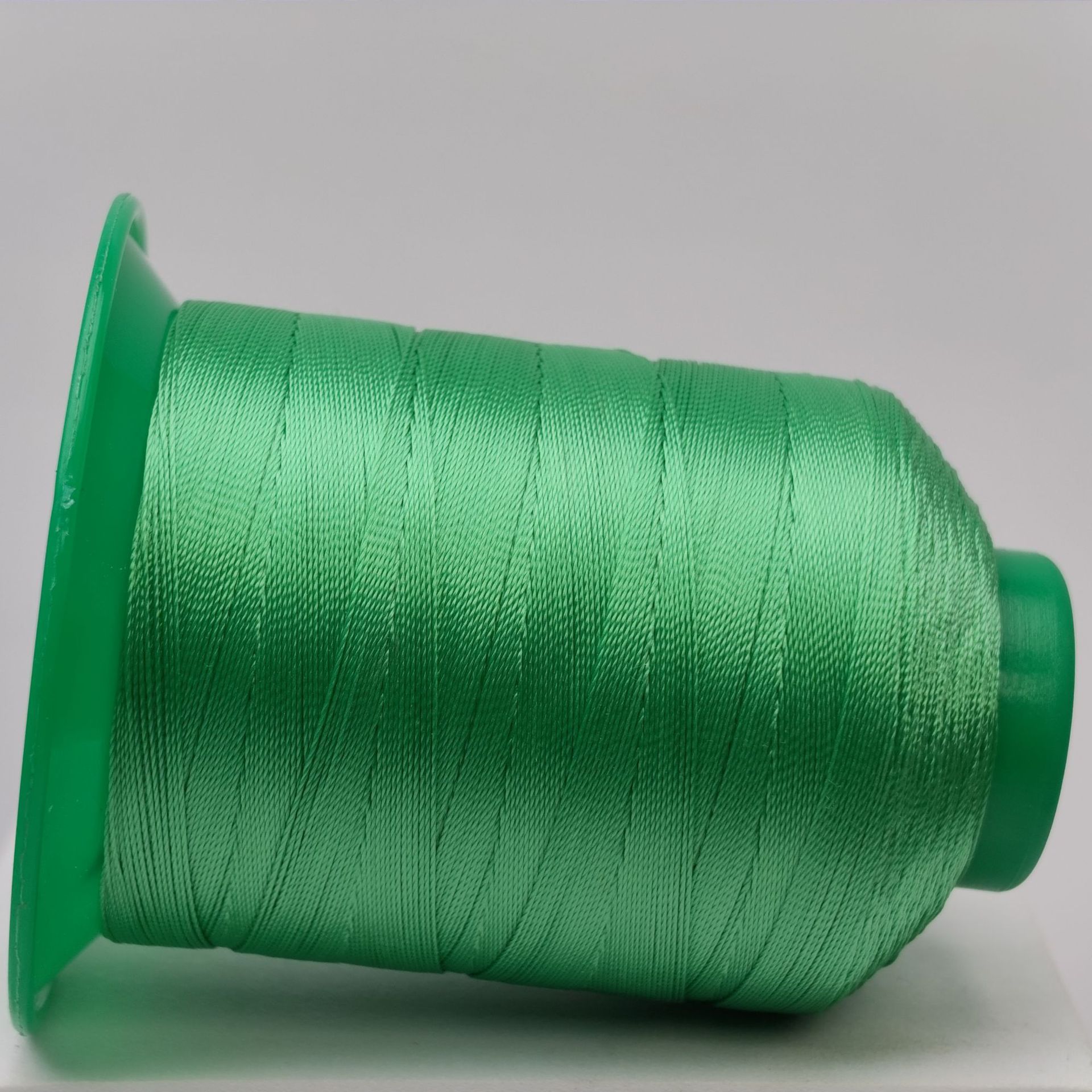 593*2 주 * 1800 m * 잔디 녹색