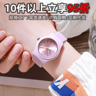 �F؛�W���ֱ�Ů�����ǹ�ɫ�r�����e���zʯӢŮʿ�ֱ����l��ͯ�ֱ�