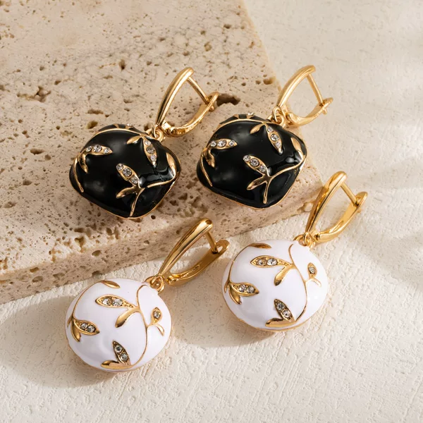 European and American Summer New Earrings Alloy Oil Drop Earrings Fashionable Geometric Shape Cute Niche High-End Jewelry Earrings