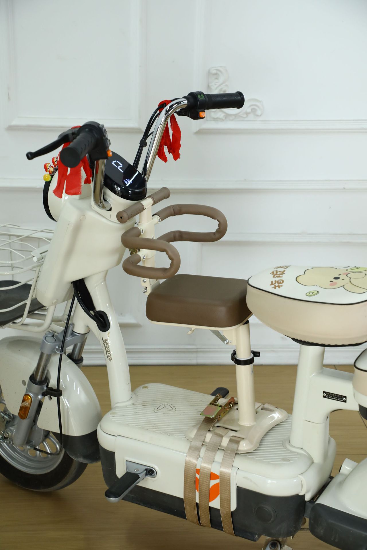 Electric Vehicle Child Seat, Front-Mounted Foldable Child Seat, Pedal Electric Scooter, Two-Way Baby Seat