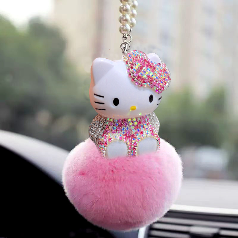 汽车香水座 KT猫镶钻汽车后视镜挂件吊坠獭兔毛镶钻香水钻批发