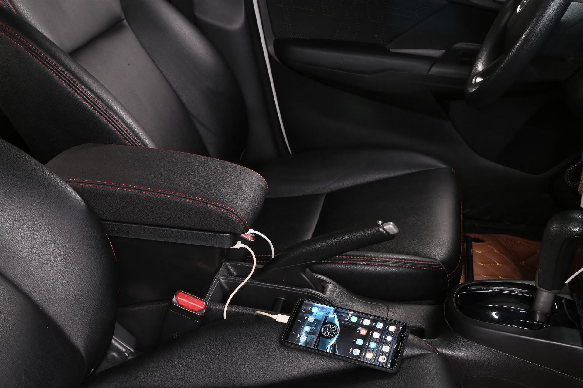 Suitable for Russian 11 Citroen Citroe C4 Armrest Box Accessories Picasso Picasso Aircross