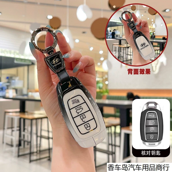Modern metal megaphone, 4 keys