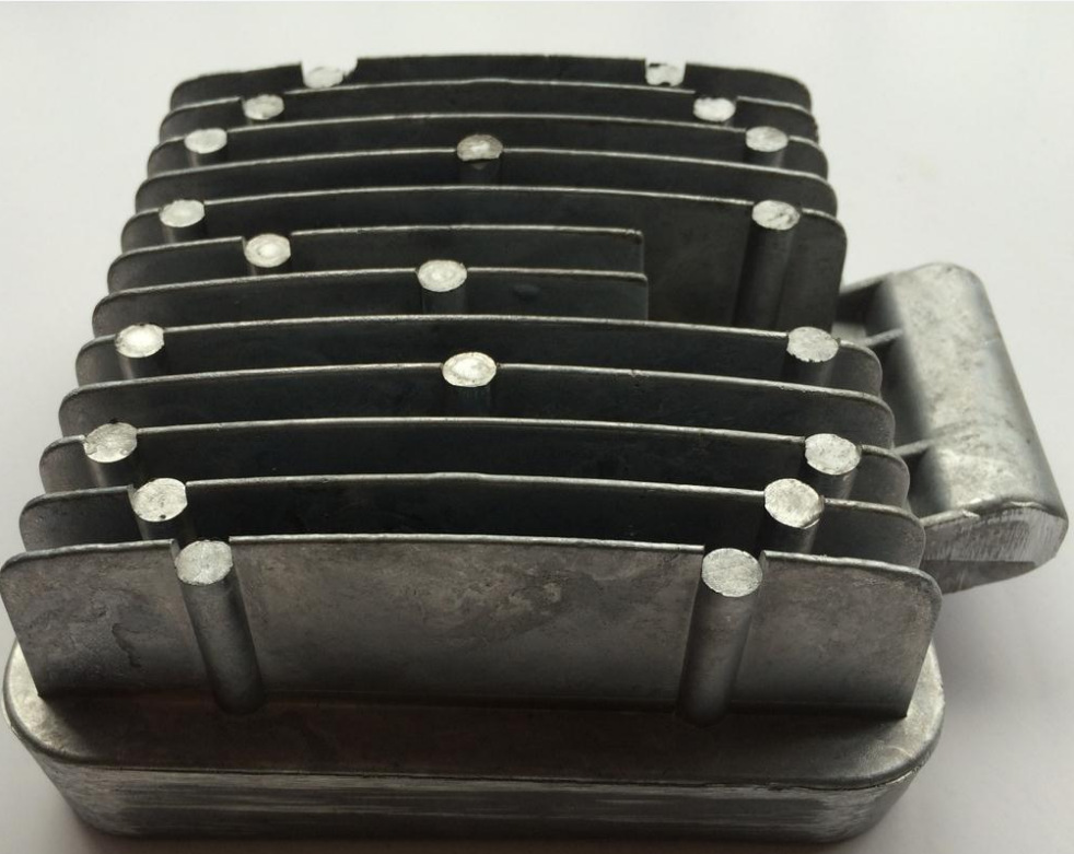 厂家供应散热器 铝合金镁合金 压铸 机电外壳 配件来图可定