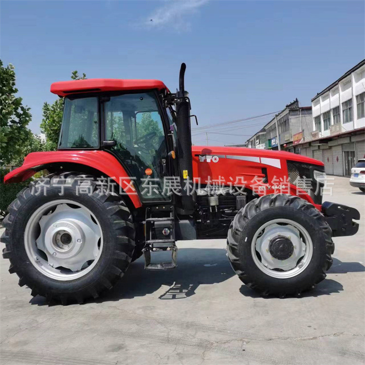 出口版1404农用拖拉机 东方红动力四轮拖拉机 旋耕犁地四轮拖拉机