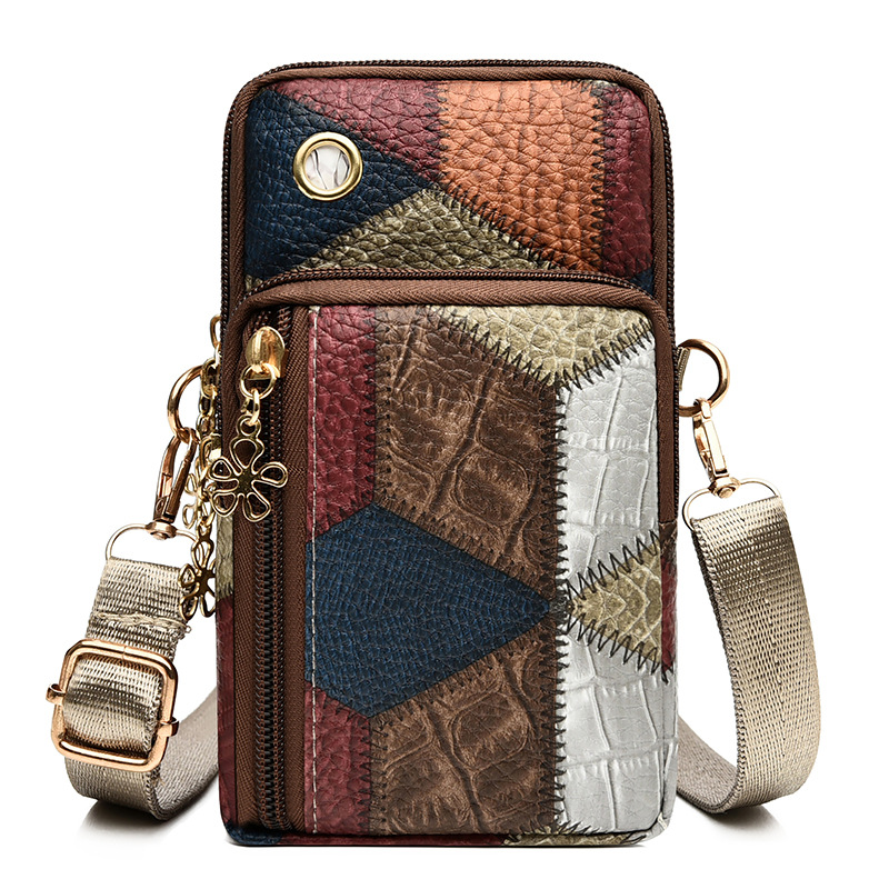 패치워크 브라운 (Patchwork Brown)