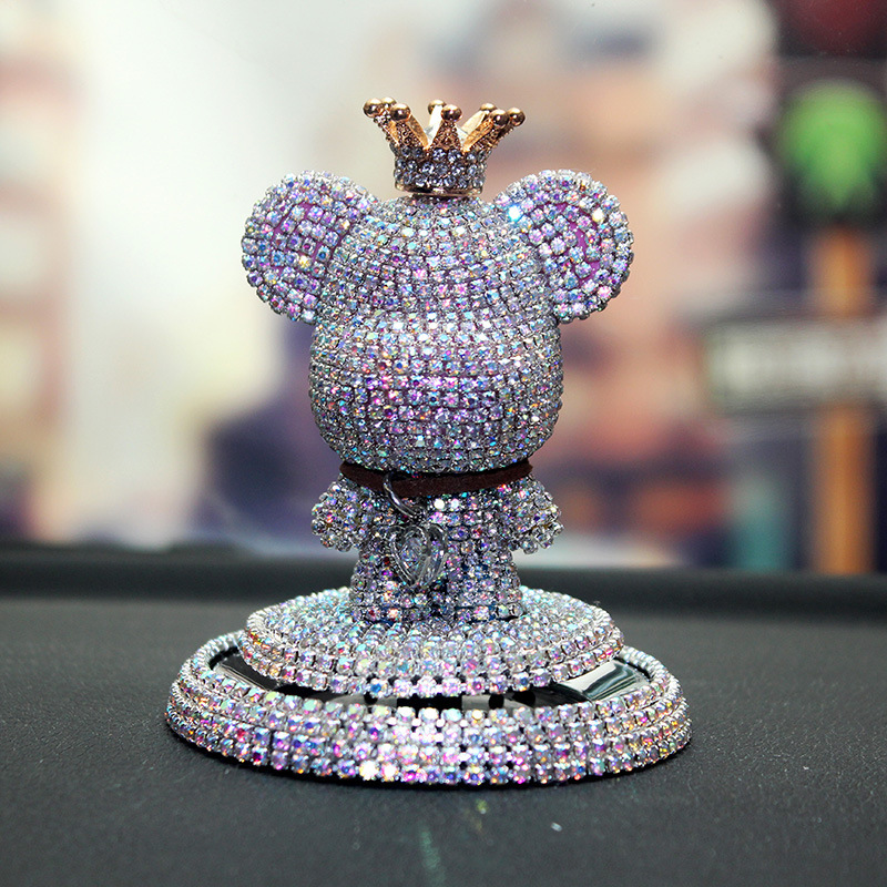 Nuevos productos montados en automóviles violentos osos instrumentos interiores consola central decoración de automóviles decoración de diamantes de agua para hombres y mujeres