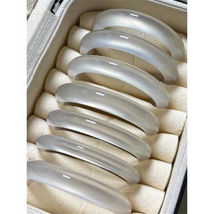 ����Ȼ������CŮ���㙉����¹��������C�Ӹ߱�͸��֦��