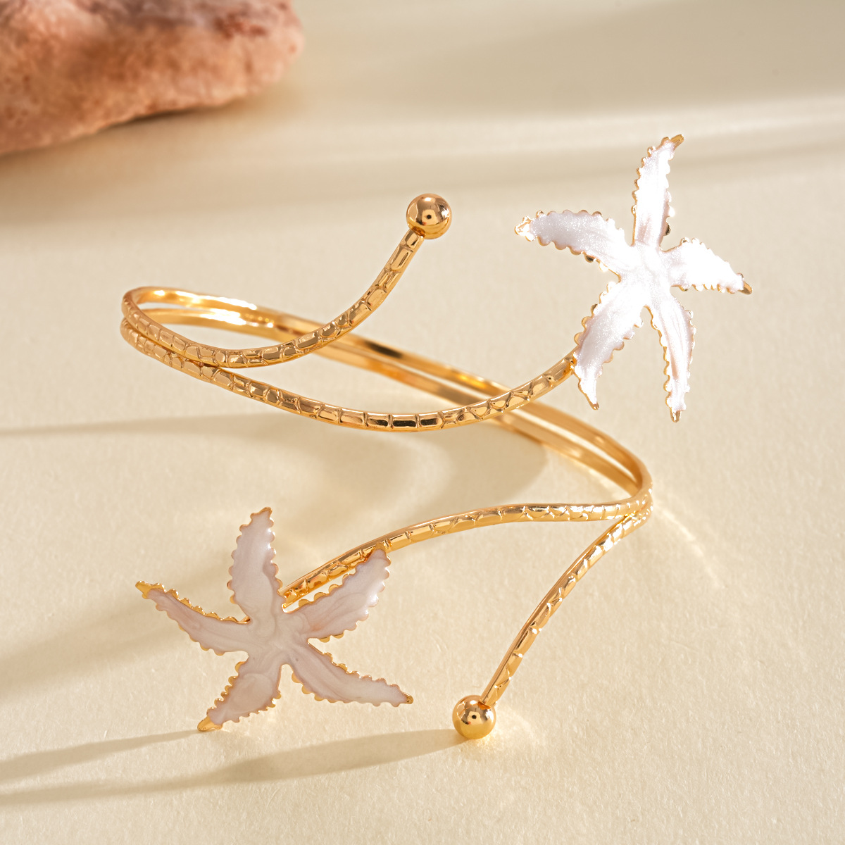 Europa y los Estados Unidos goteo de aceite de estrellas de mar abierto brazalete personalidad transfronteriza dopamina vacaciones de mar joyas de brazalete de mujer