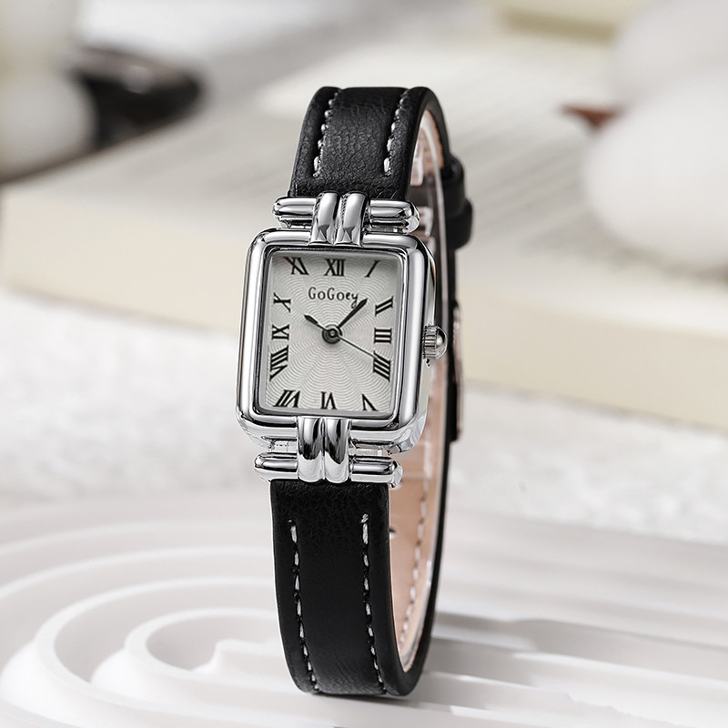 新型のレトロな小さい四角形の女性の腕時計の女性の時計のシンプルなローマのレトロなベルトの高級感の軽い贅沢な生放送の爆発金