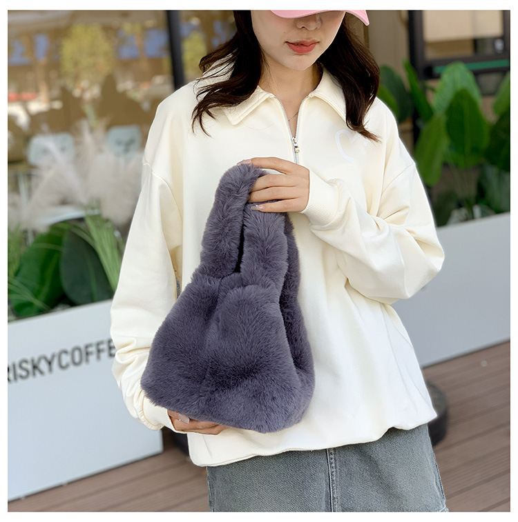 New handbag for women in 2024 with a high-end feel, solid color plush bag, fashionable and versatile handbag, cute_voghion.com