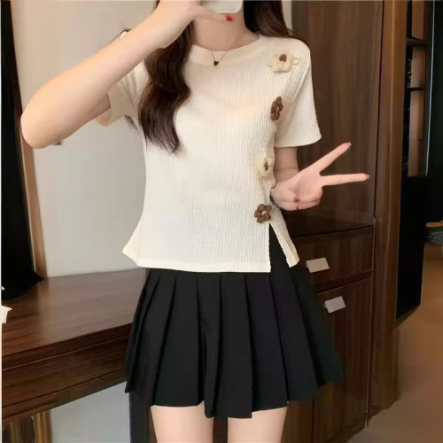 Patchwork Floral Short-Sleeve Knit Top for Women | Summer, Slim-Fit Design, Niche & Unique Cropped Split-Edge Style