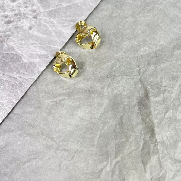 Golden mosquito coil, ear clips